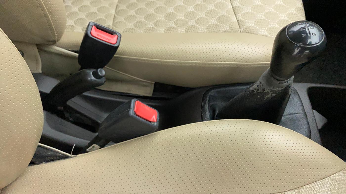 2018 Hyundai Eon MAGNA +, Petrol, Manual, 75,822 km, Gear Lever