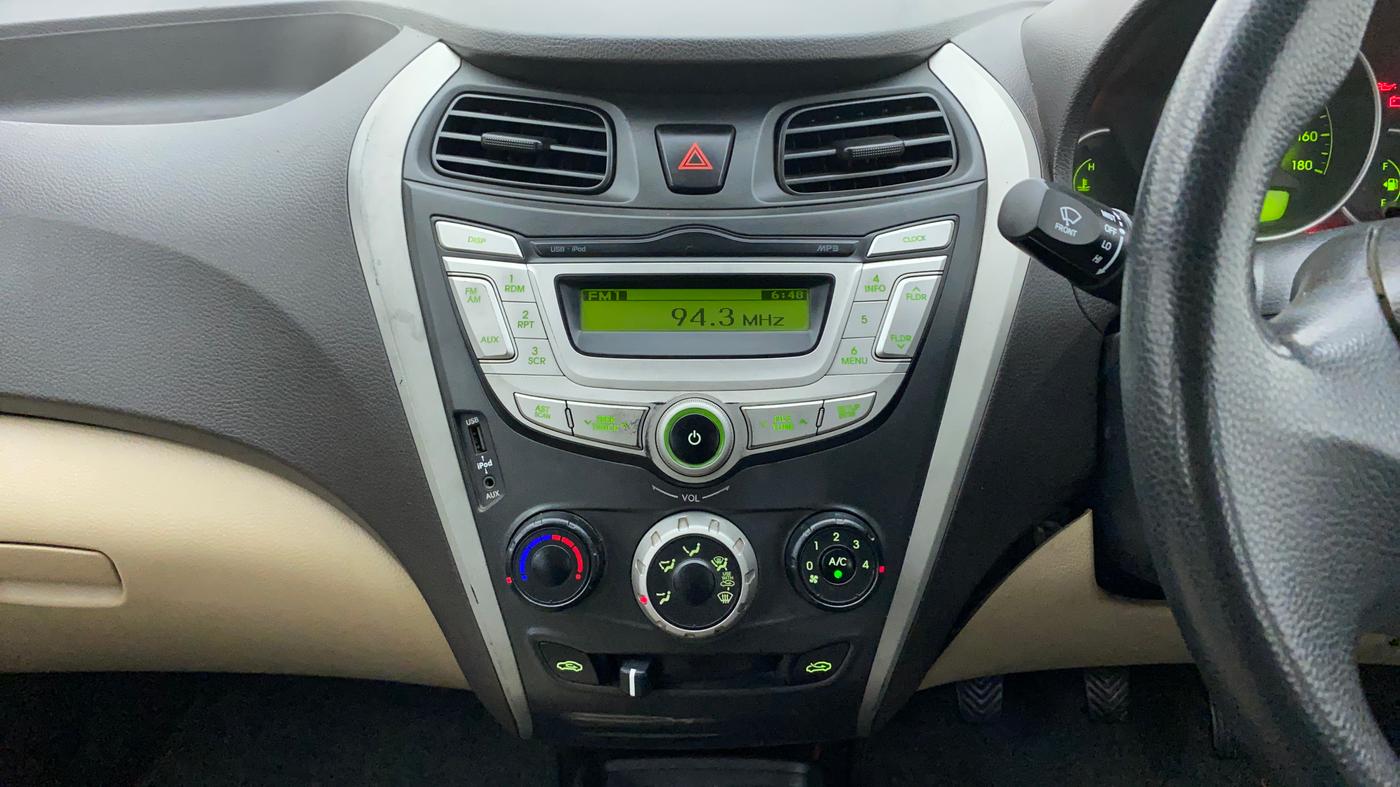 2018 Hyundai Eon MAGNA +, Petrol, Manual, 75,822 km, Air Conditioner