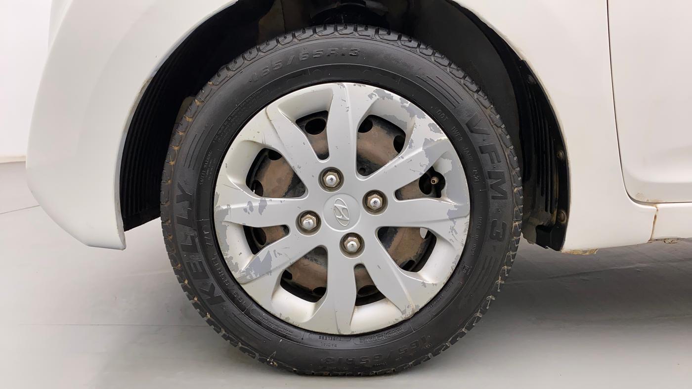 2018 Hyundai Eon MAGNA +, Petrol, Manual, 75,822 km, Left Front Wheel