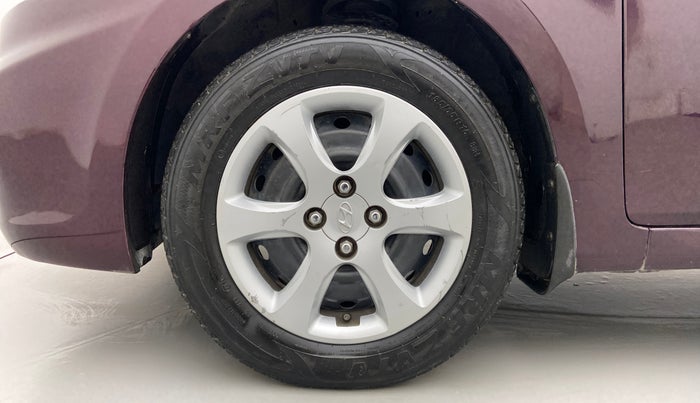 2012 Hyundai Verna FLUIDIC 1.4 VTVT, Petrol, Manual, 1,06,187 km, Left Front Wheel