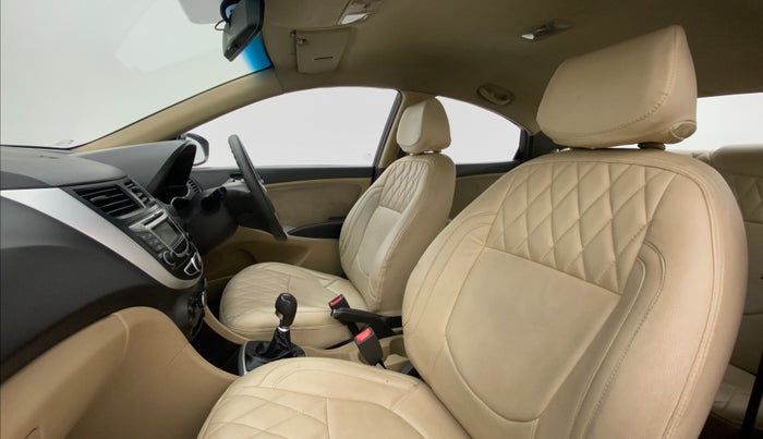 2012 Hyundai Verna FLUIDIC 1.4 VTVT, Petrol, Manual, 1,06,187 km, Right Side Front Door Cabin