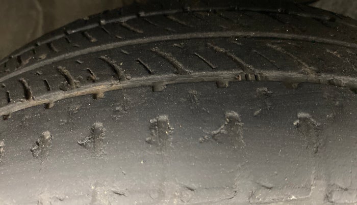 2018 Honda City V MT PETROL, Petrol, Manual, 33,514 km, Right Front Tyre Tread