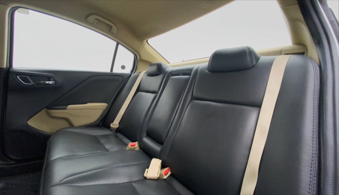 2018 Honda City V MT PETROL, Petrol, Manual, 33,514 km, Right Side Rear Door Cabin