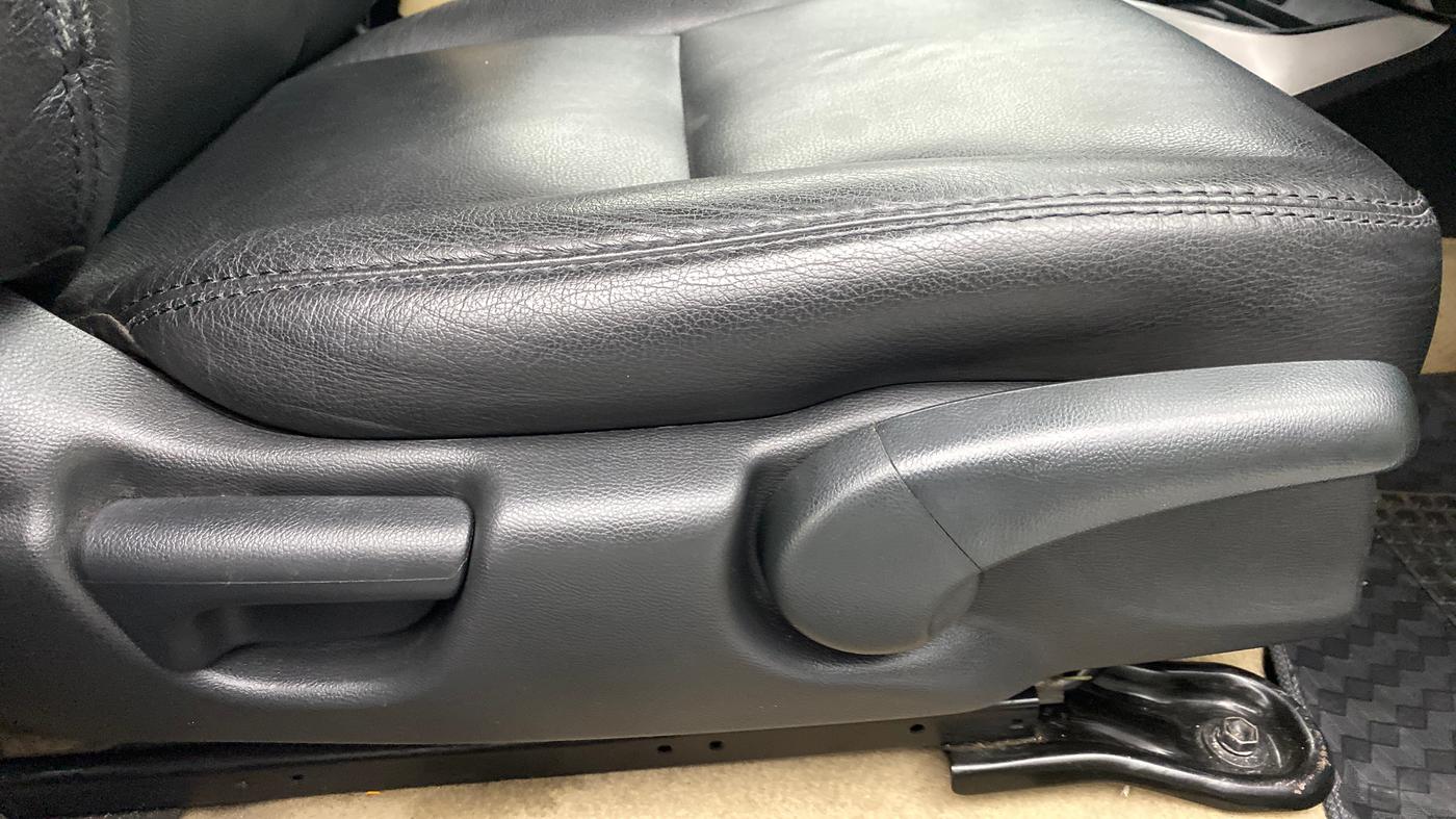 2018 Honda City V MT PETROL, Petrol, Manual, 33,514 km, Driver Side Adjustment Panel