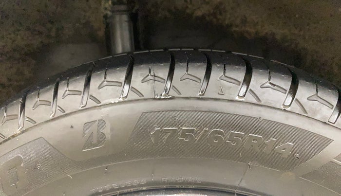 2019 Honda Amaze 1.2L I-VTEC S, Petrol, Manual, 1,14,792 km, Right Rear Tyre Tread