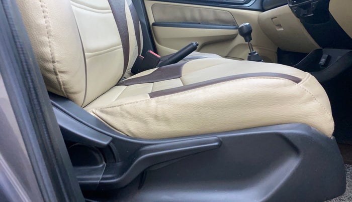 2019 Honda Amaze 1.2L I-VTEC S, Petrol, Manual, 1,14,792 km, Driver Side Adjustment Panel