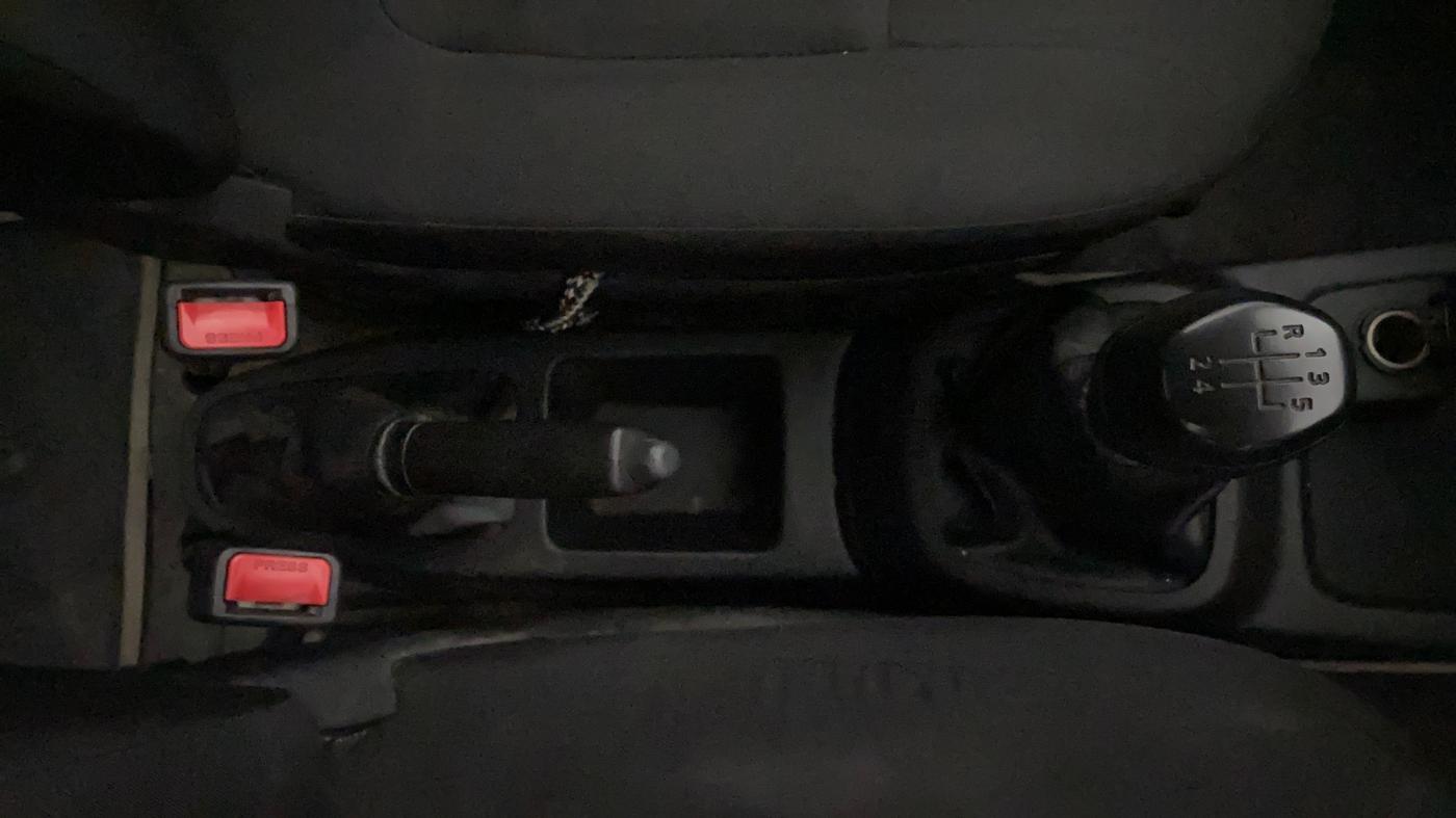 2019 Renault Kwid RXL, Petrol, Manual, 50,118 km, Gear Lever
