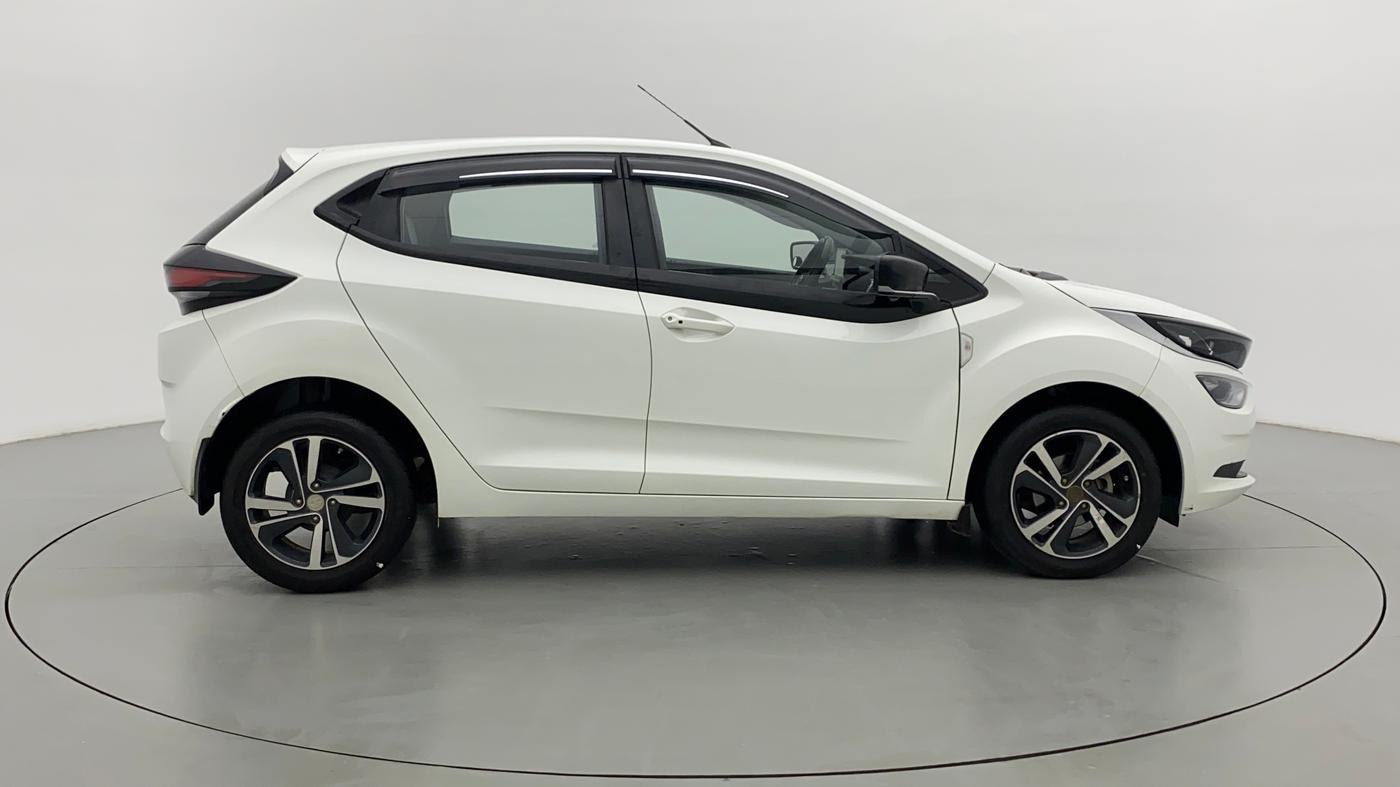 2021 Tata ALTROZ XZ 1.5 RTQ, Diesel, Manual, 40,007 km, Right Side View