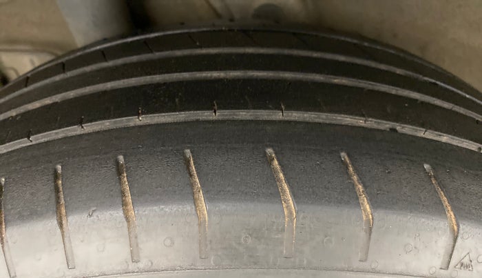 2019 Hyundai VENUE S 1.2, Petrol, Manual, 58,966 km, Right Rear Tyre Tread