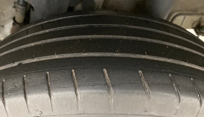 2019 Hyundai VENUE S 1.2, Petrol, Manual, 58,966 km, Left Rear Tyre Tread