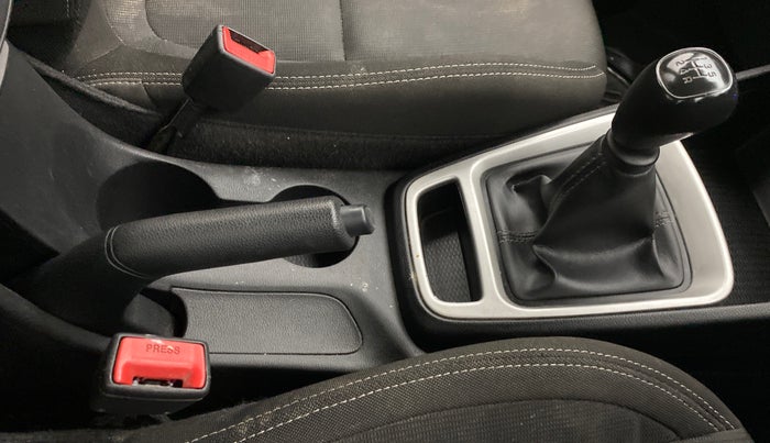 2019 Hyundai VENUE S 1.2, Petrol, Manual, 58,966 km, Gear Lever
