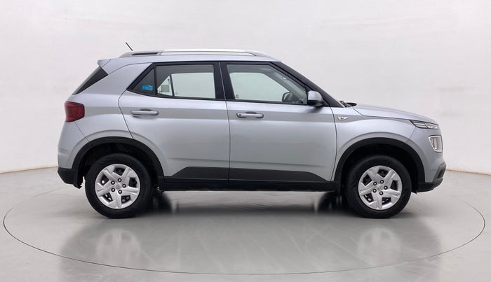 2019 Hyundai VENUE S 1.2, Petrol, Manual, 58,966 km, Right Side View