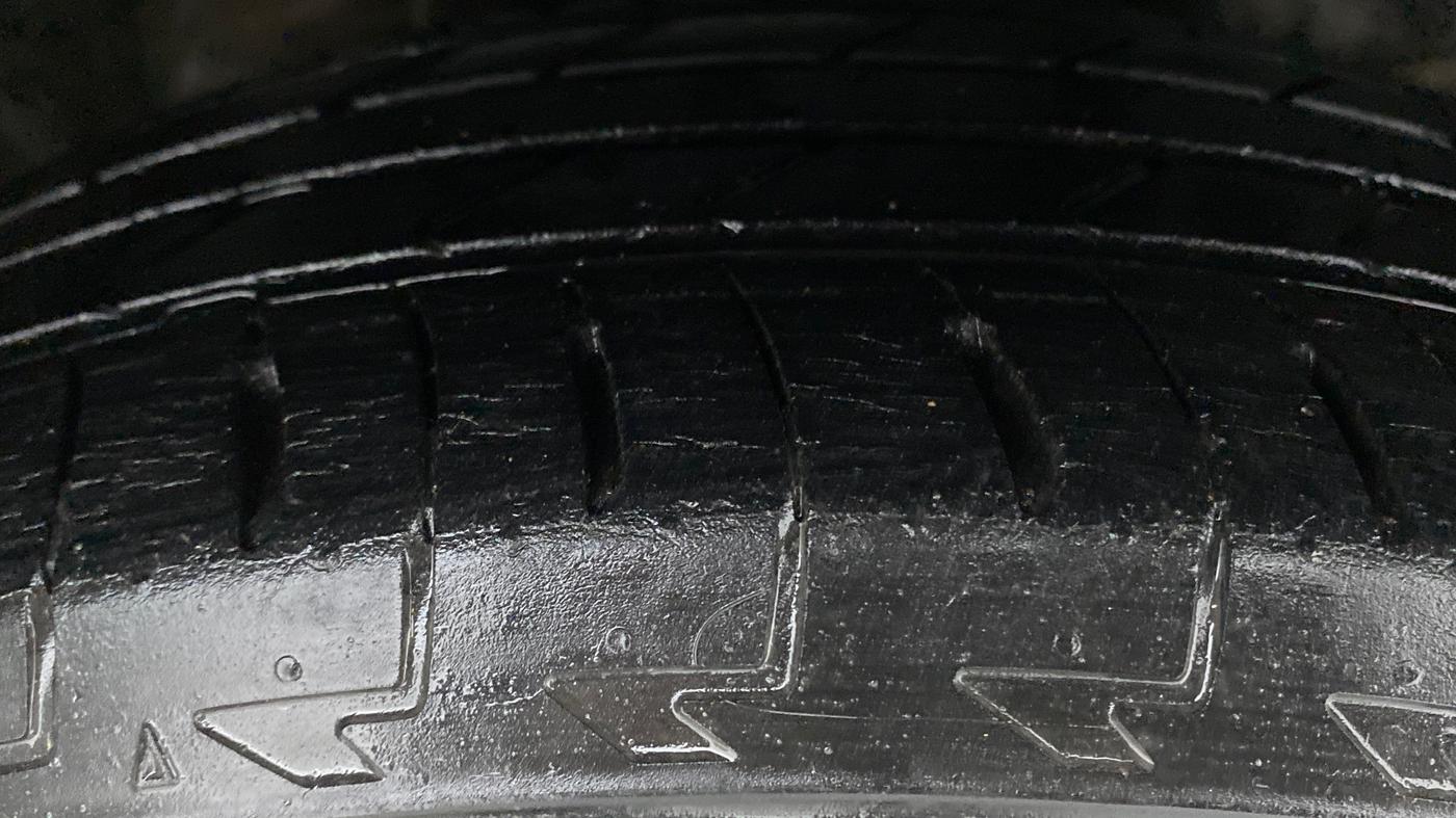 2017 Honda WR-V 1.2 i-VTEC VX MT, Petrol, Manual, 23,183 km, Right Front Tyre Tread