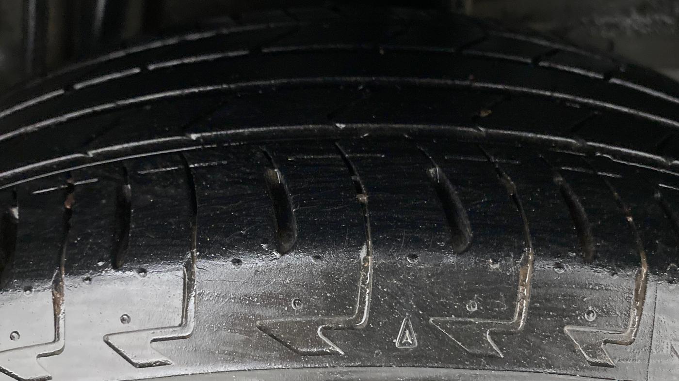 2017 Honda WR-V 1.2 i-VTEC VX MT, Petrol, Manual, 23,183 km, Left Rear Tyre Tread