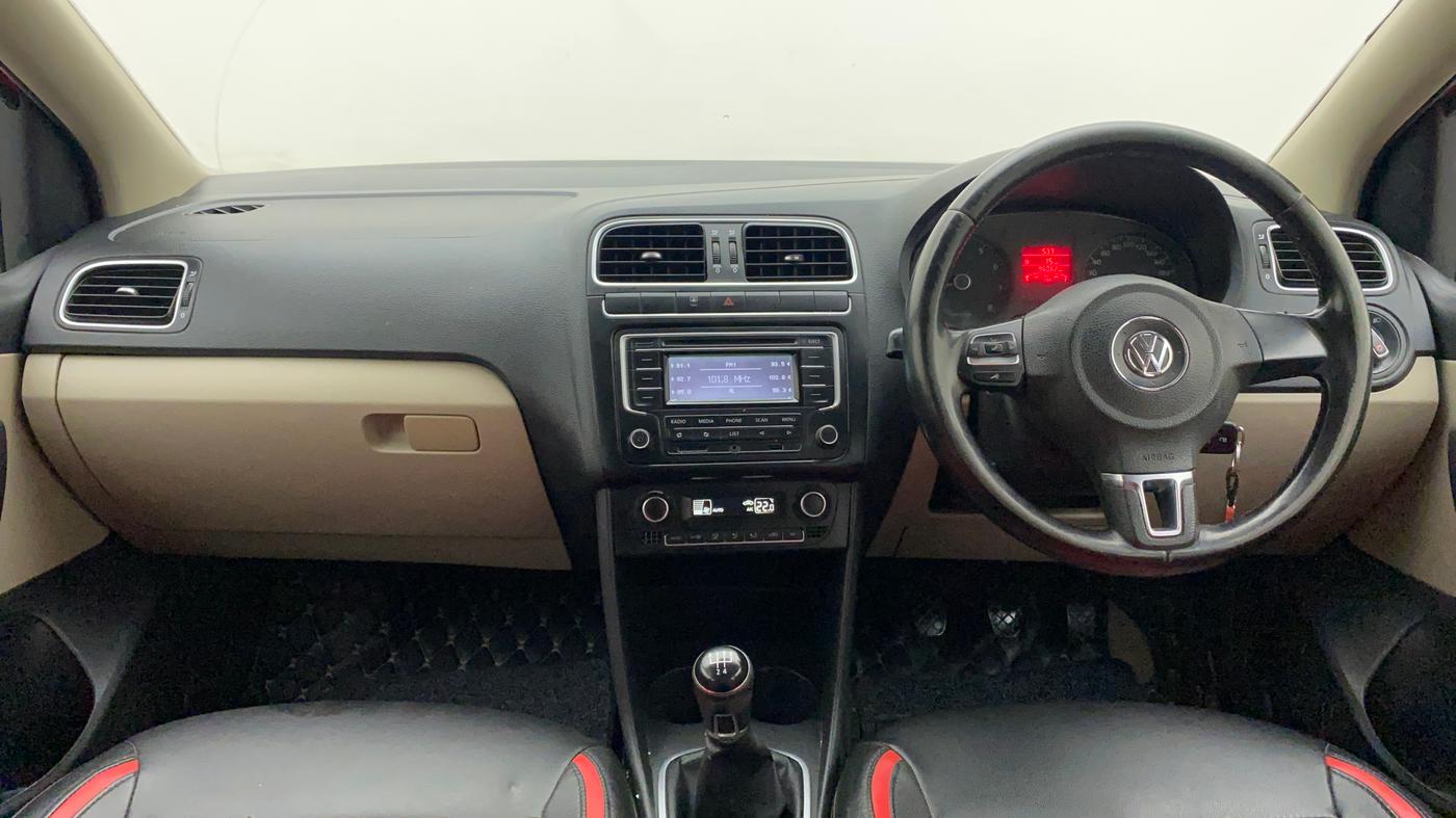 2014 Volkswagen Polo HIGHLINE1.2L, Petrol, Manual, 96,061 km, Dashboard