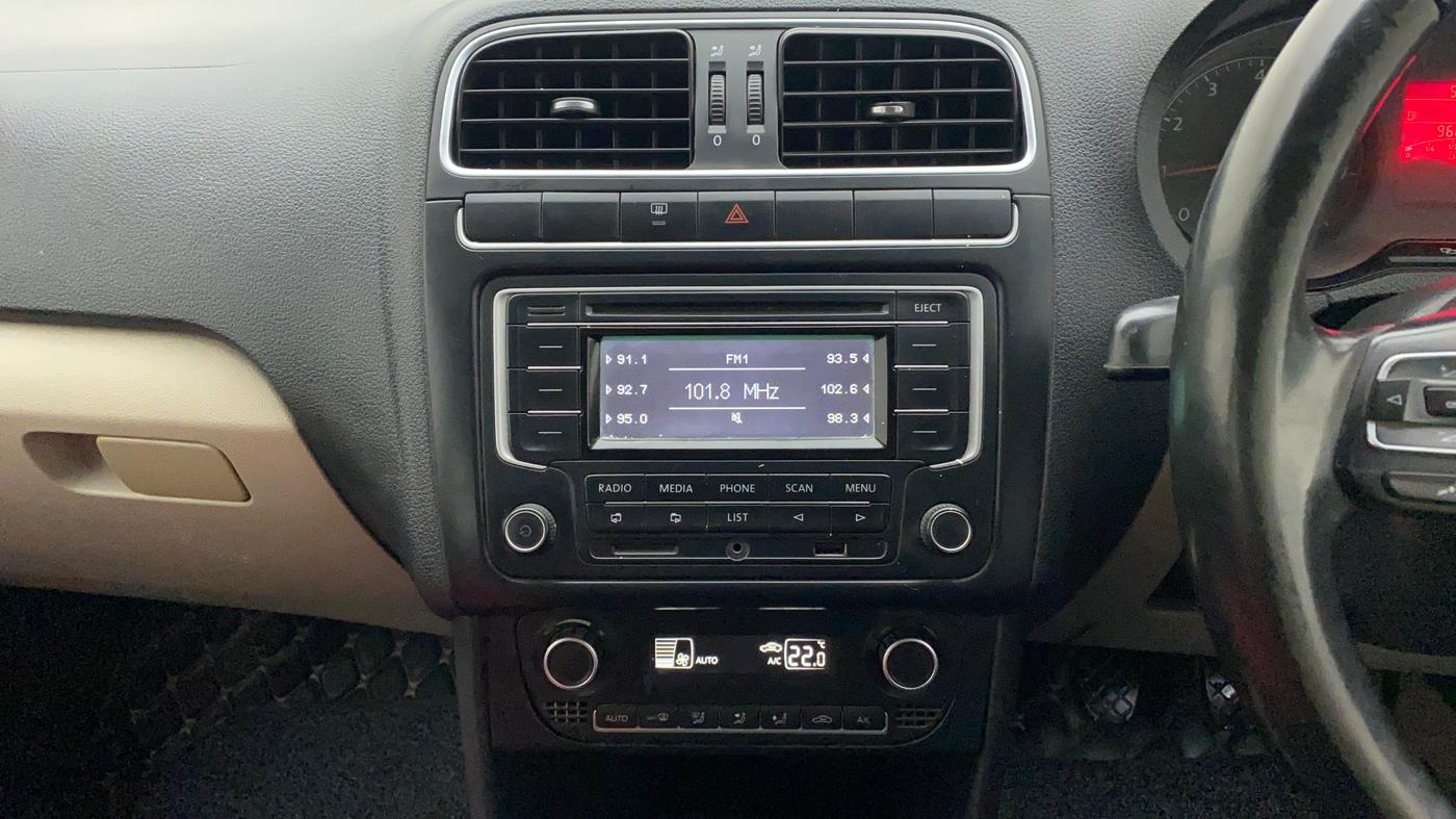 2014 Volkswagen Polo HIGHLINE1.2L, Petrol, Manual, 96,061 km, Air Conditioner
