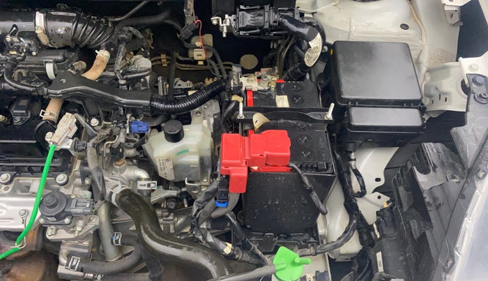 2023 Maruti Swift ZXI PLUS AMT DUAL TONE, Petrol, Automatic, 19,538 km, Engine View - Left