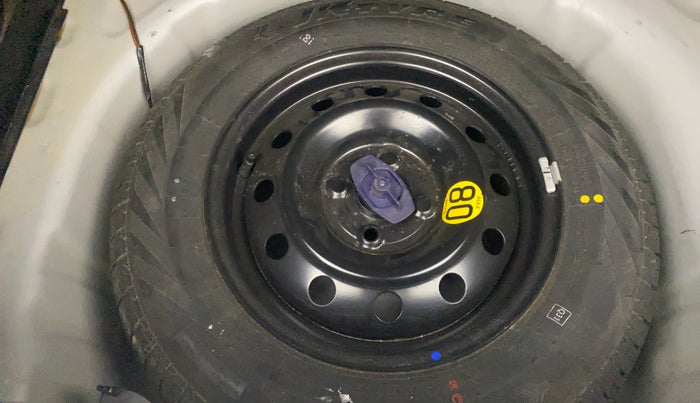 2023 Maruti Swift ZXI PLUS AMT DUAL TONE, Petrol, Automatic, 19,538 km, Spare Tyre