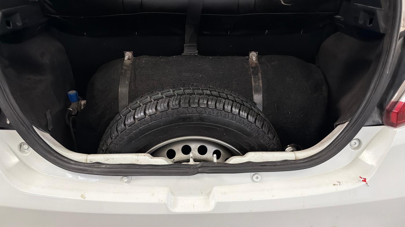 2019 Tata TIAGO NRG PETROL, CNG, Manual, 92,046 km, Boot Inside