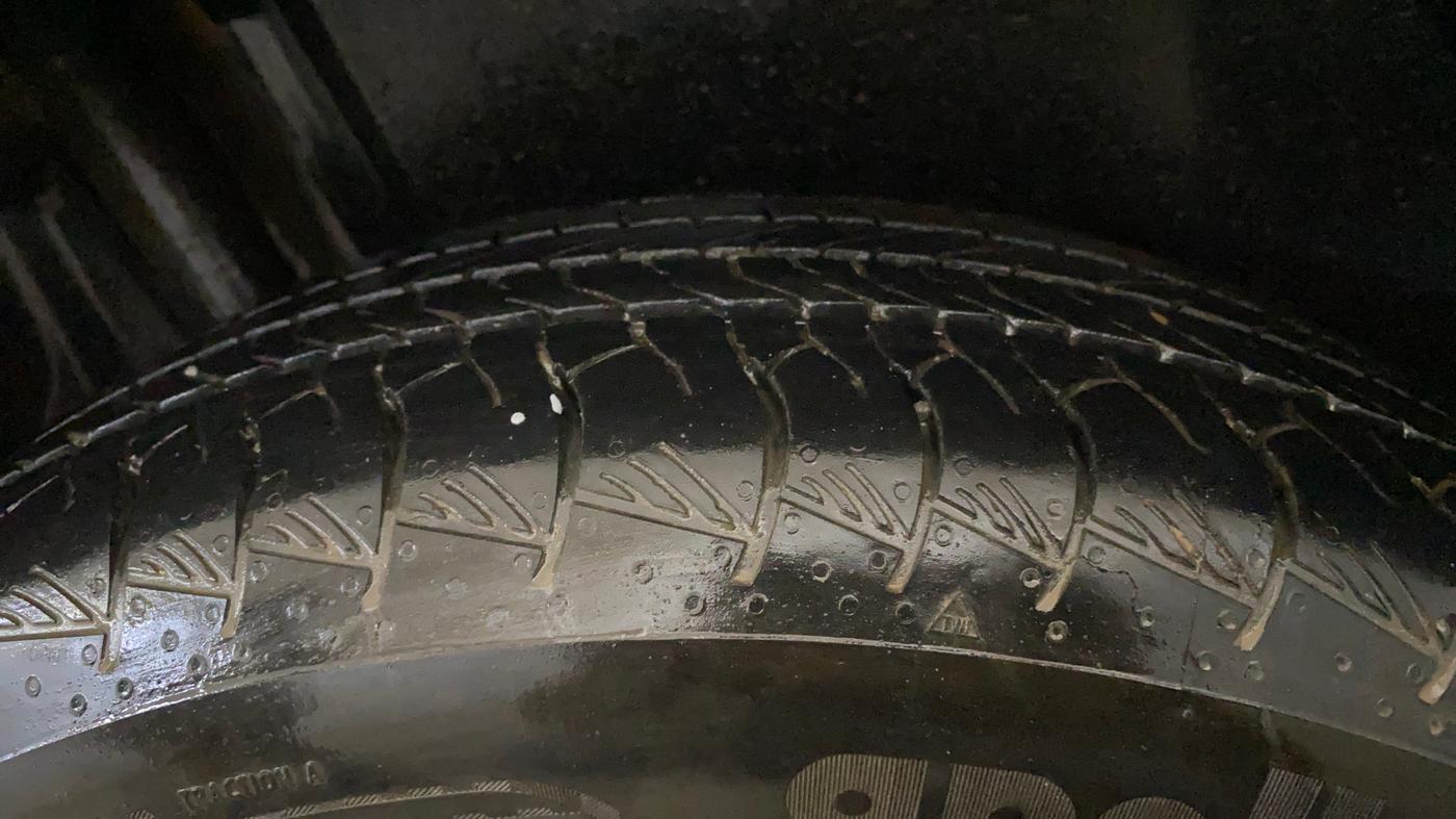 2023 Maruti Grand Vitara ALPHA SMART HYBRID, Petrol, Manual, 67,233 km, Right Rear Tyre Tread