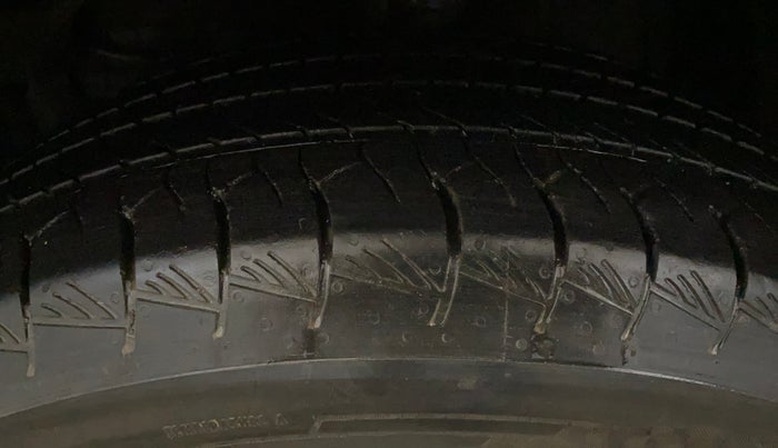 2023 Maruti Grand Vitara ALPHA SMART HYBRID, Petrol, Manual, 67,233 km, Left Front Tyre Tread