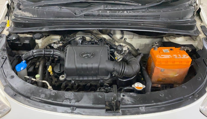 2013 Hyundai i10 MAGNA 1.1, Petrol, Manual, 56,946 km, Engine View