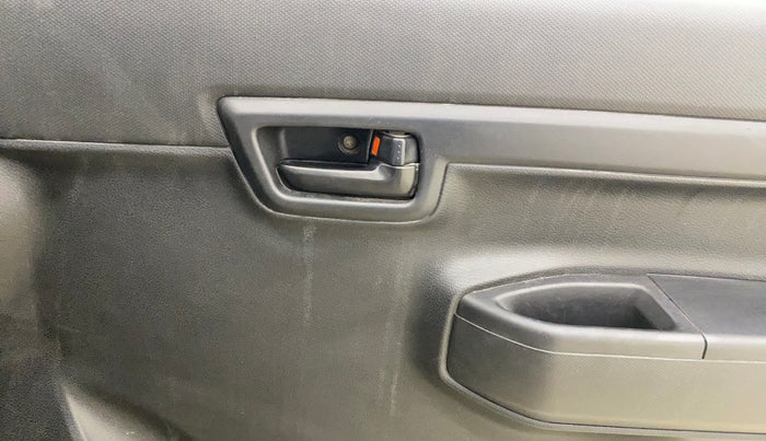 2019 Maruti S PRESSO VXI, Petrol, Manual, 68,061 km, Driver Side Door Panels Control