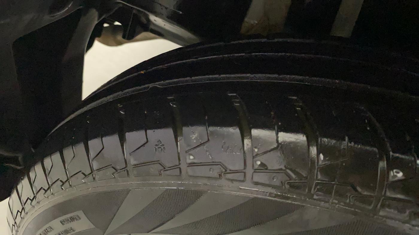 2022 Maruti Swift VXI AMT, Petrol, Automatic, 19,257 km, Right Rear Tyre Tread