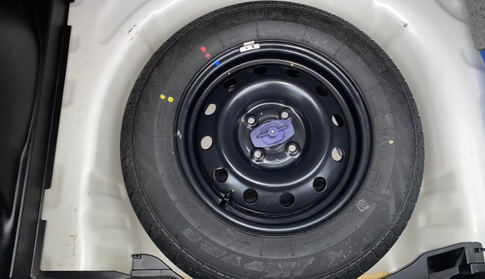 2022 Maruti Swift VXI AMT, Petrol, Automatic, 19,257 km, Spare Tyre