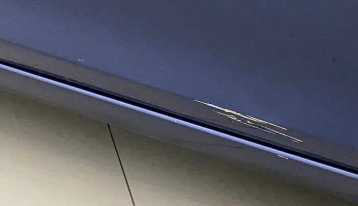 2017 Maruti Ciaz ALPHA 1.4 PETROL, Petrol, Manual, 52,917 km, Driver-side door - Slightly dented