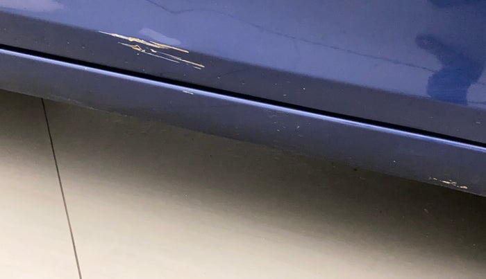 2017 Maruti Ciaz ALPHA 1.4 PETROL, Petrol, Manual, 52,917 km, Right running board - Slightly dented