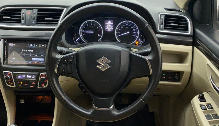 2017 Maruti Ciaz ALPHA 1.4 PETROL, Petrol, Manual, 52,917 km, Steering Wheel Close Up