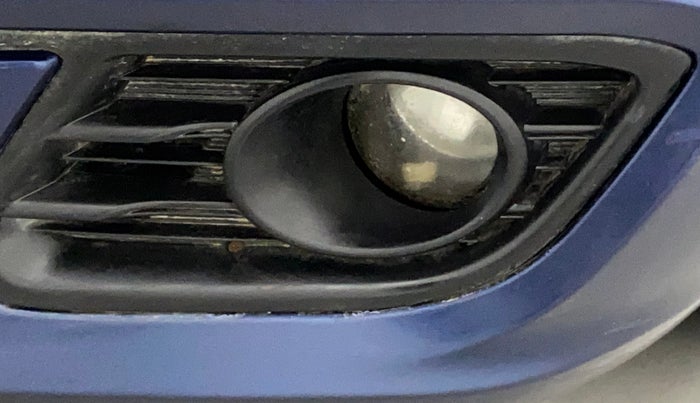 2017 Maruti Ciaz ALPHA 1.4 PETROL, Petrol, Manual, 52,917 km, Left fog light - Not working