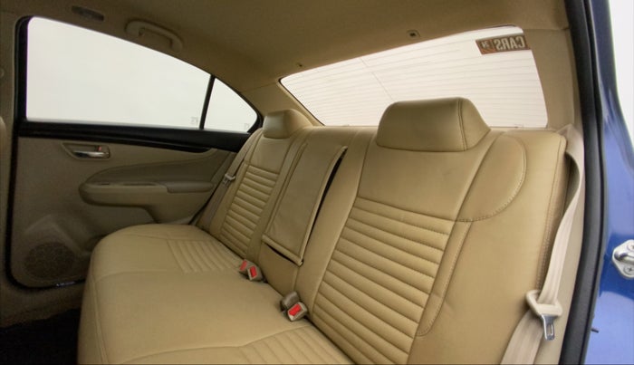 2017 Maruti Ciaz ALPHA 1.4 PETROL, Petrol, Manual, 52,917 km, Right Side Rear Door Cabin