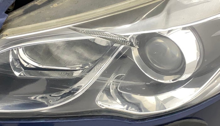 2017 Maruti Ciaz ALPHA 1.4 PETROL, Petrol, Manual, 52,917 km, Left headlight - Minor scratches