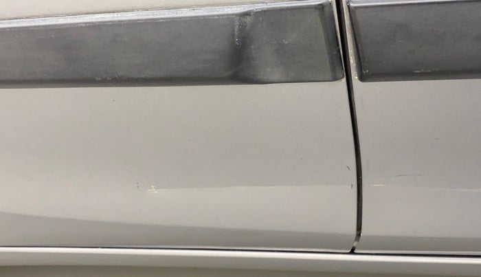 2016 Maruti Ciaz ZXI+, Petrol, Manual, 84,066 km, Right rear door - Slightly dented