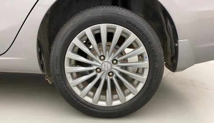 2016 Maruti Ciaz ZXI+, Petrol, Manual, 84,066 km, Left Rear Wheel
