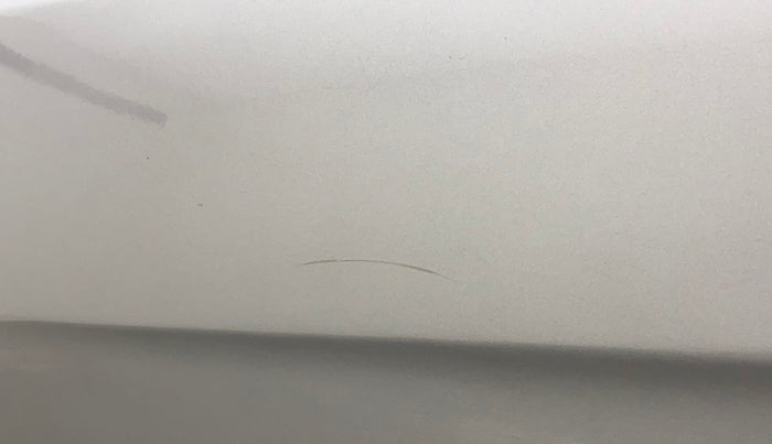 2016 Maruti Ciaz ZXI+, Petrol, Manual, 84,066 km, Right quarter panel - Minor scratches