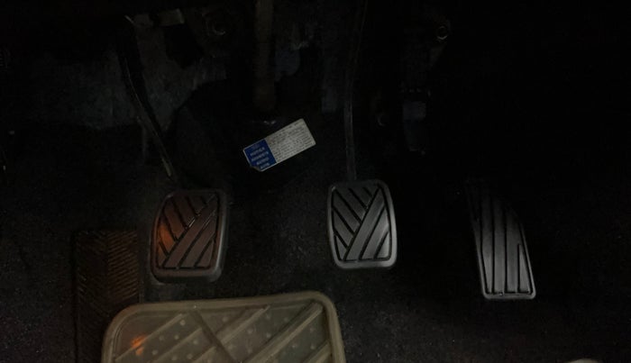 2018 Maruti Baleno ALPHA PETROL 1.2, Petrol, Manual, 61,401 km, Pedals