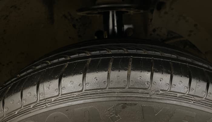 2016 Maruti Baleno SIGMA PETROL 1.2, Petrol, Manual, 55,116 km, Right Front Tyre Tread