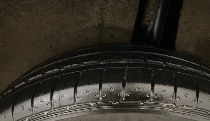 2016 Maruti Baleno SIGMA PETROL 1.2, Petrol, Manual, 55,116 km, Left Rear Tyre Tread