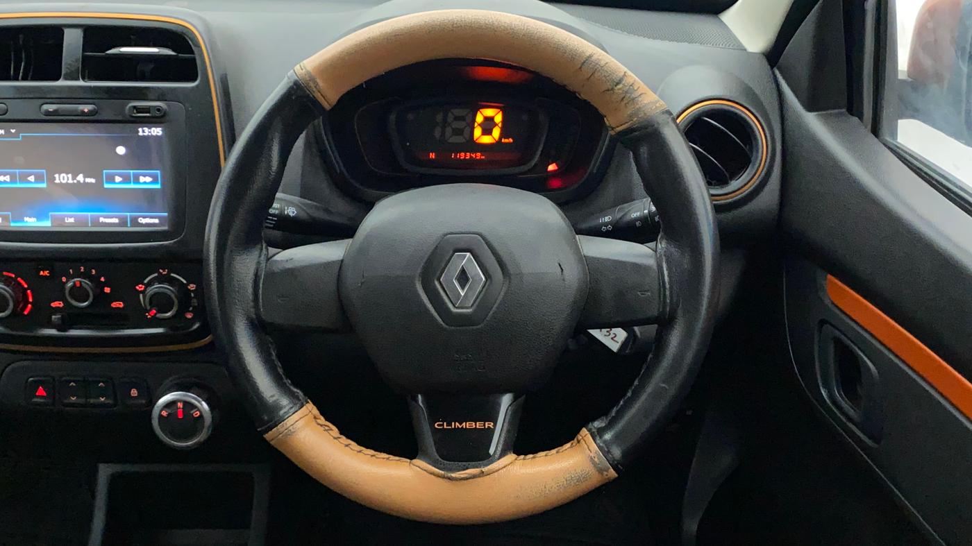 2018 Renault Kwid CLIMBER 1.0 AMT, Petrol, Automatic, 1,19,385 km, Steering Wheel Close Up