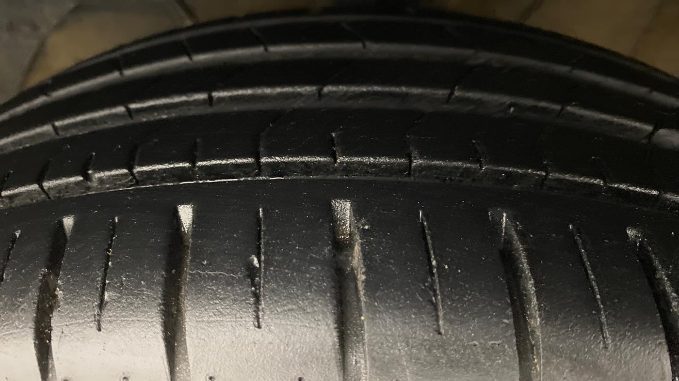 2021 Toyota Glanza G CVT, Petrol, Automatic, 8,406 km, Left Front Tyre Tread