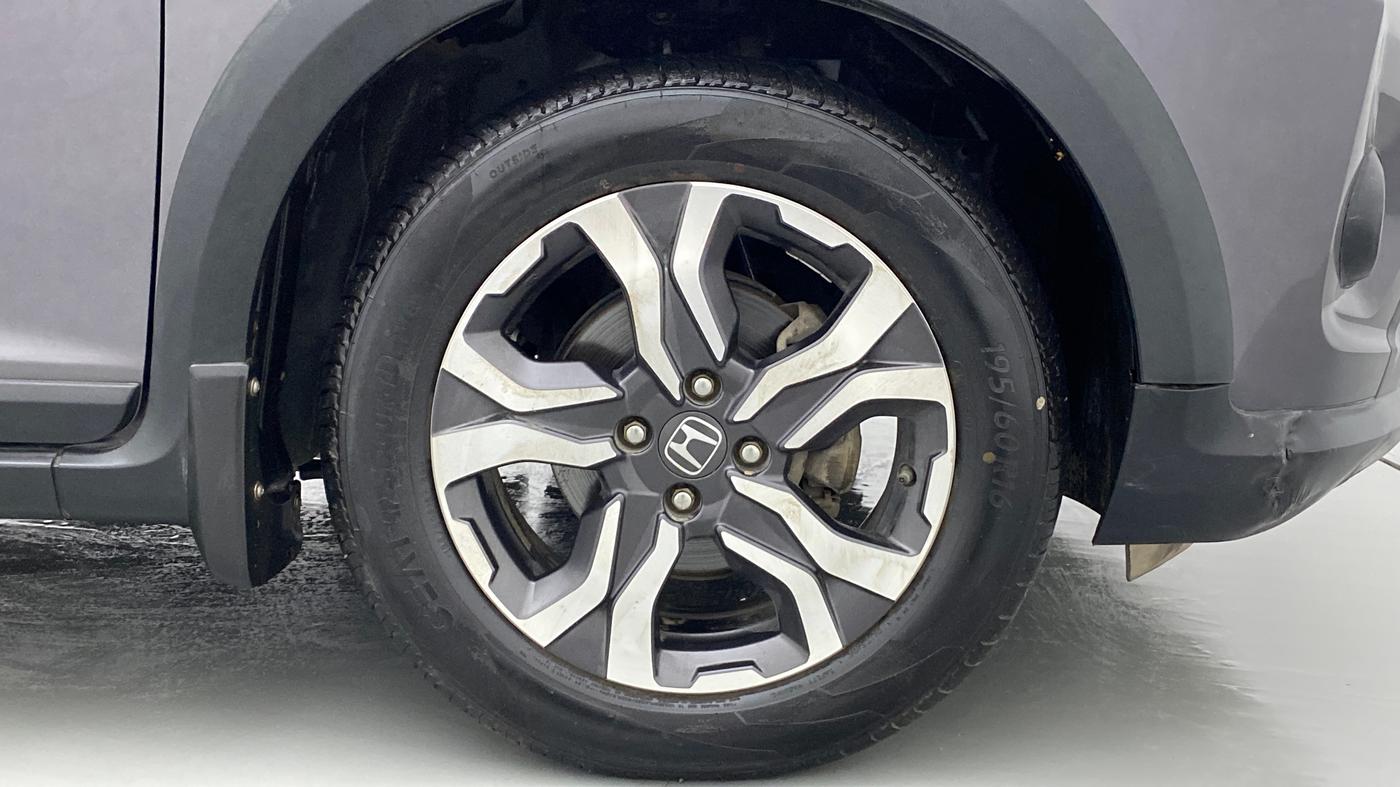 2017 Honda WR-V 1.2L I-VTEC VX MT, Petrol, Manual, 86,605 km, Right Front Wheel