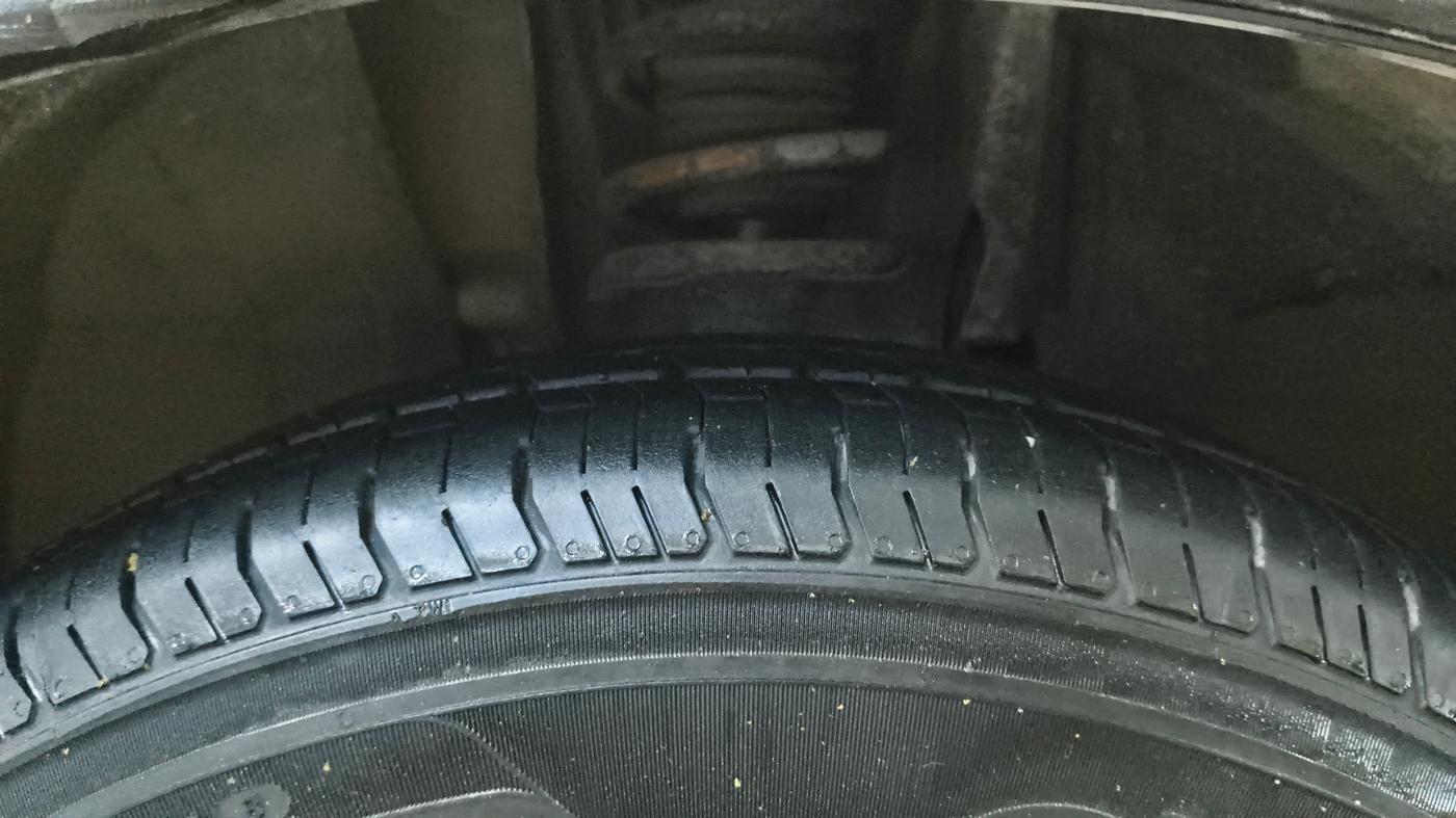 2020 Renault TRIBER RXT, Petrol, Manual, 58,283 km, Left Front Tyre Tread