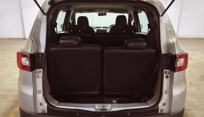 2020 Renault TRIBER RXT, Petrol, Manual, 58,283 km, Boot Inside