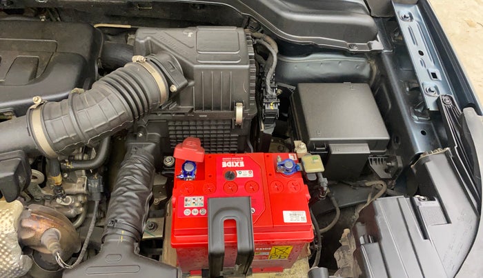 2022 Mahindra XUV300 W8 (O) 1.2 PETROL AMT, Petrol, Automatic, 35,215 km, Engine View - Left