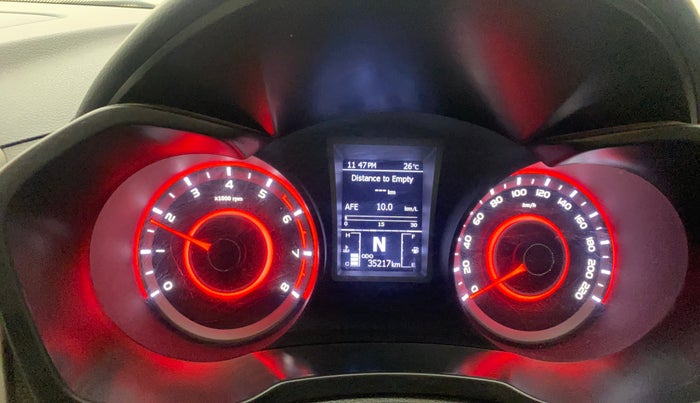 2022 Mahindra XUV300 W8 (O) 1.2 PETROL AMT, Petrol, Automatic, 35,215 km, Odometer Image