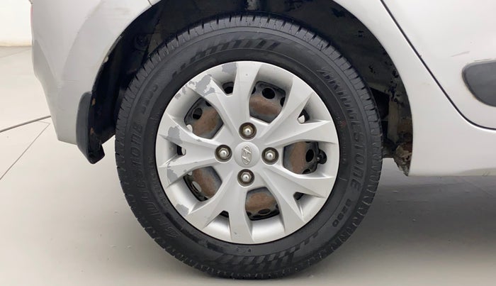 2015 Hyundai Grand i10 SPORTZ 1.2 KAPPA VTVT, Petrol, Manual, 87,475 km, Right Rear Wheel