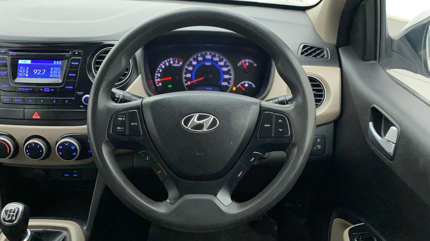 2015 Hyundai Grand i10 SPORTZ 1.2 KAPPA VTVT, Petrol, Manual, 87,475 km, Steering Wheel Close Up